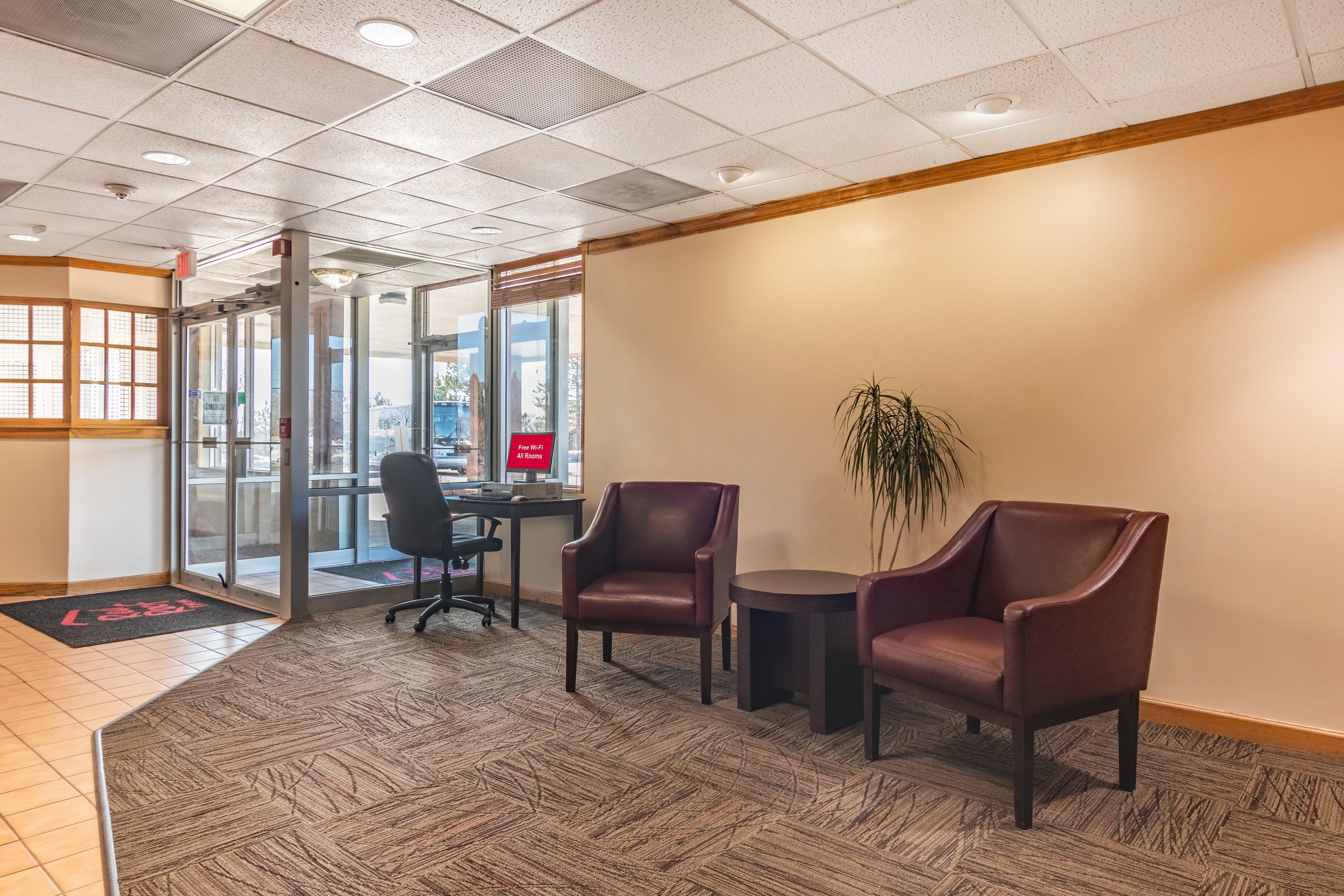 Red Roof Inn Ashtabula - Austinburg Екстер'єр фото