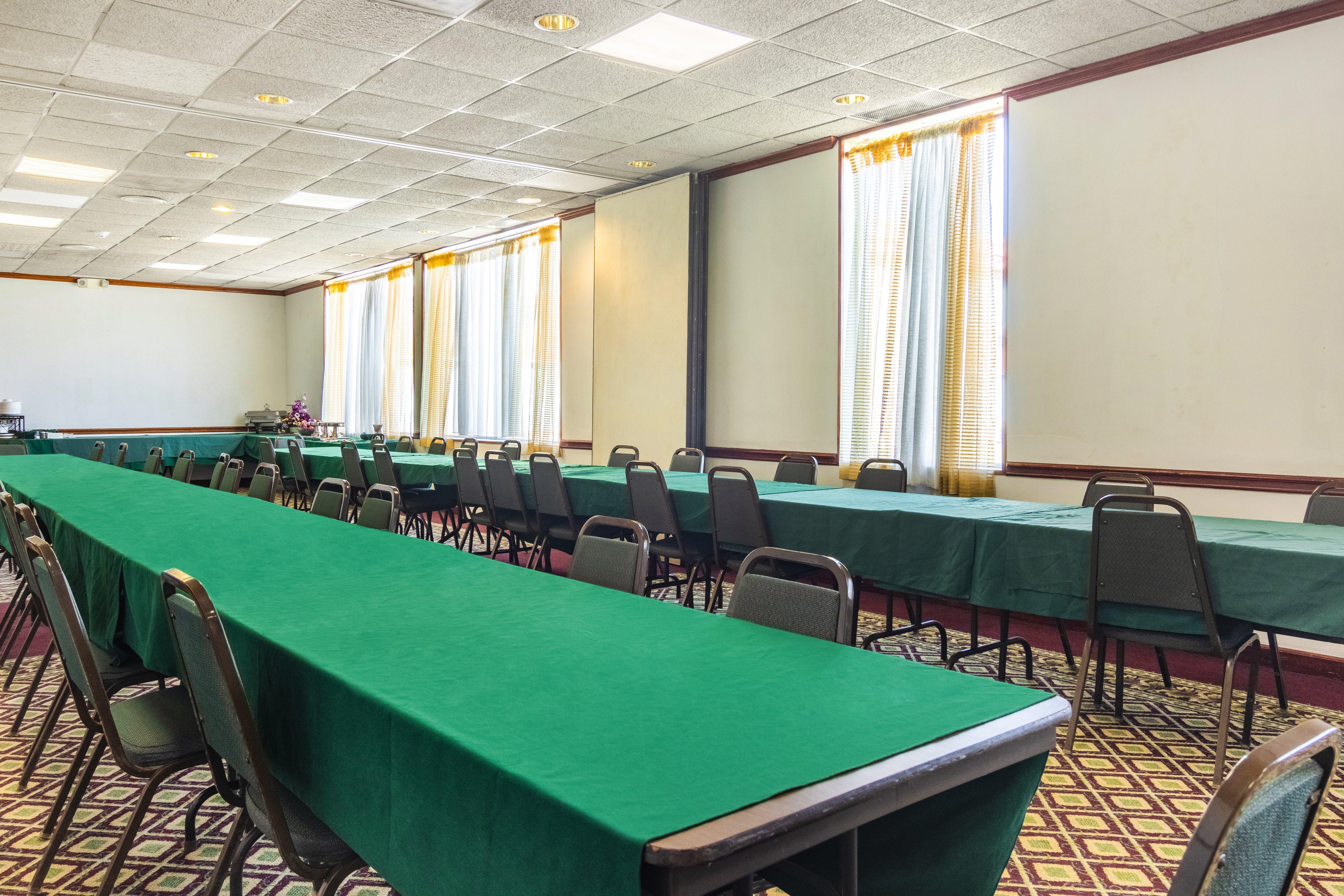 Red Roof Inn Ashtabula - Austinburg Екстер'єр фото